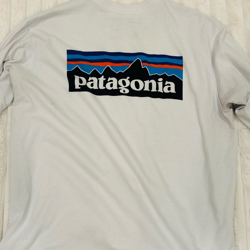 Patagonia Men's Long Sleeve White Tee with Logo